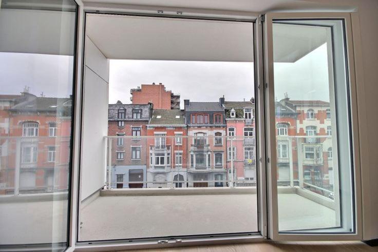 Superbe Appartement Neuf Et Moderne A Льєж Екстер'єр фото